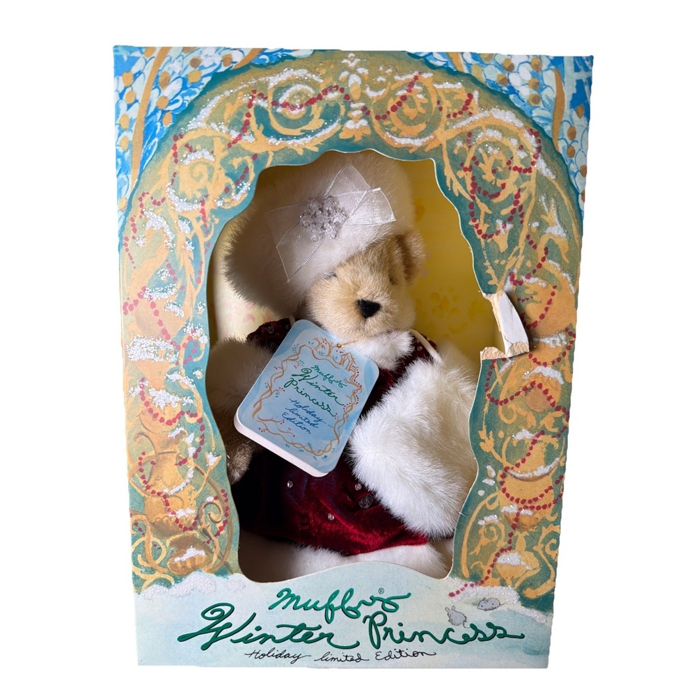 Muffy Vanderbear "Winter Princess" LE 8" vintage teddy bear NIB